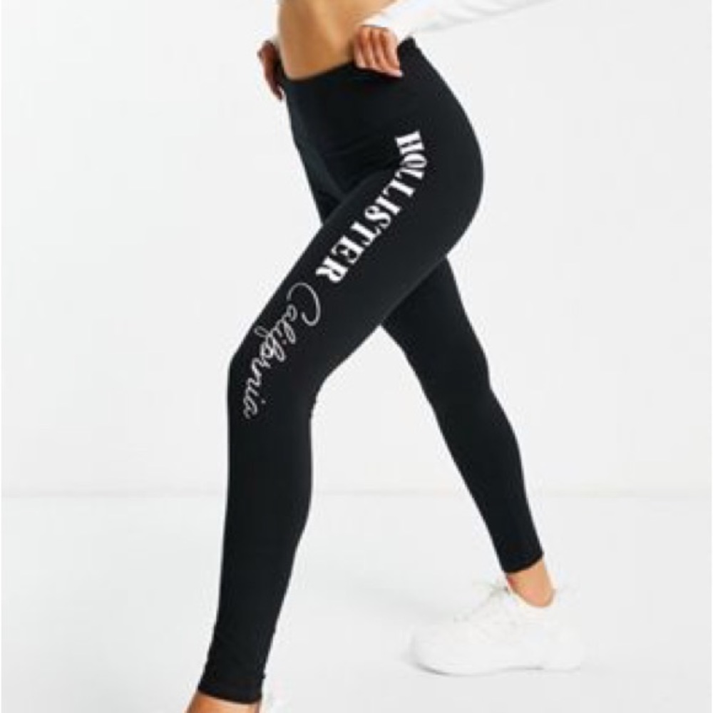 Hollister Logo Leggings In Black